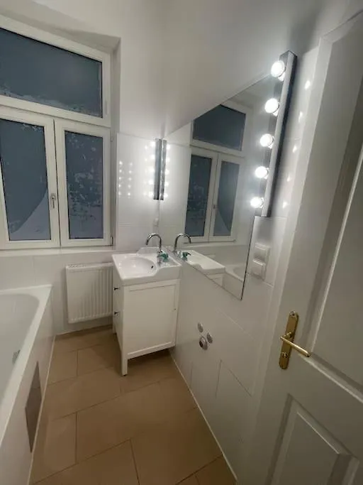 Quiet Apartment Close To Center Vienna