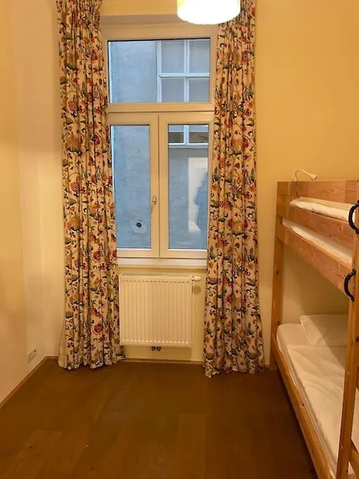 Quiet Apartment Close To Center Vienna 0*,